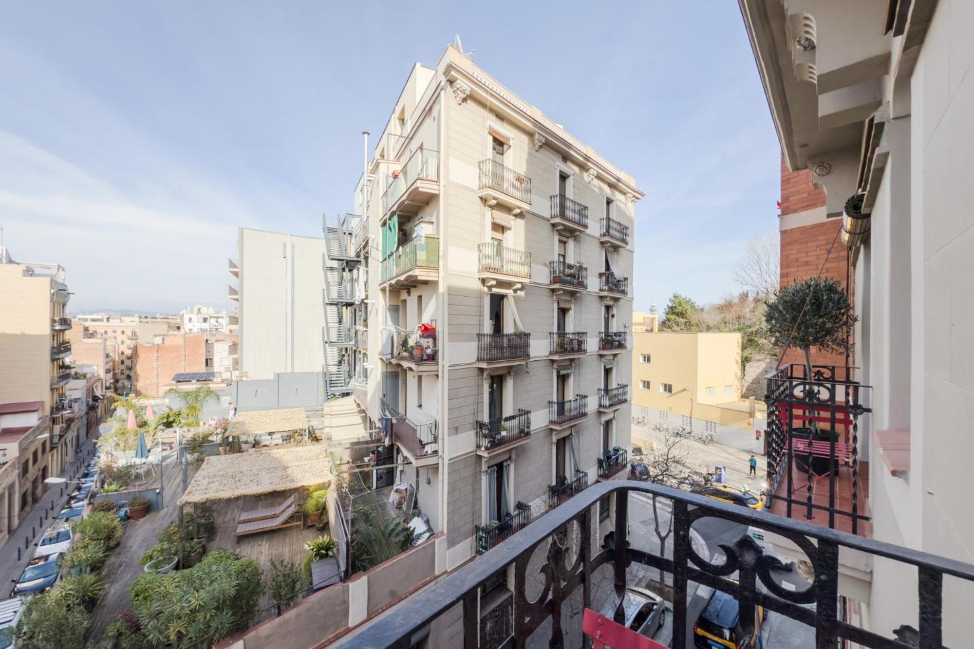 Magalhaes - Trad Flat In Poble Sec, Near Ramblas บาร์เซโลนา ภายนอก รูปภาพ