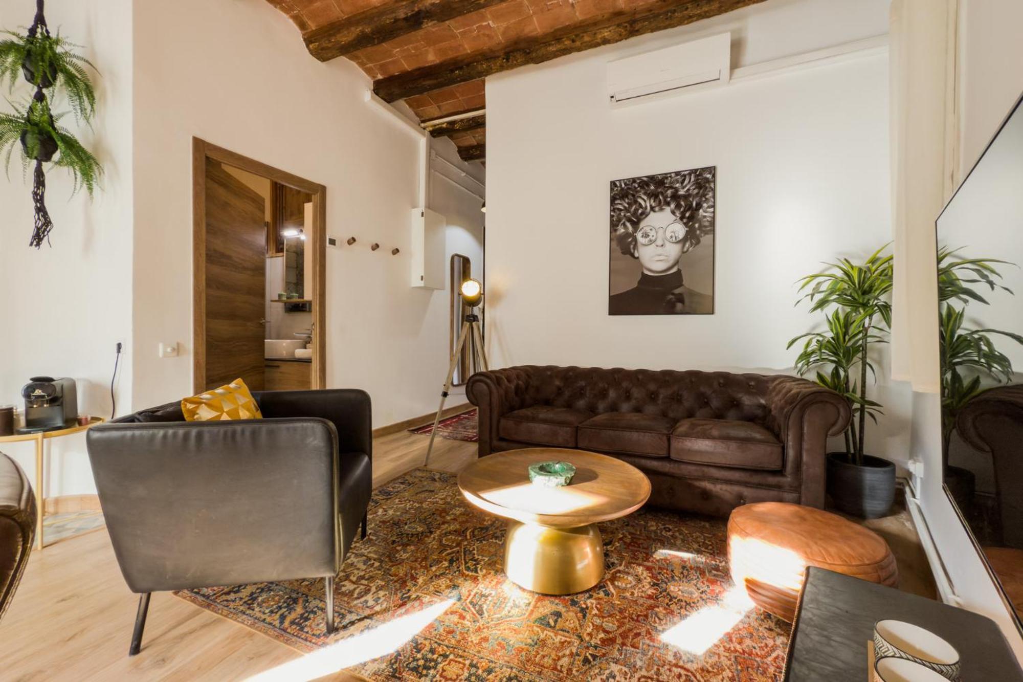 Magalhaes - Trad Flat In Poble Sec, Near Ramblas บาร์เซโลนา ภายนอก รูปภาพ
