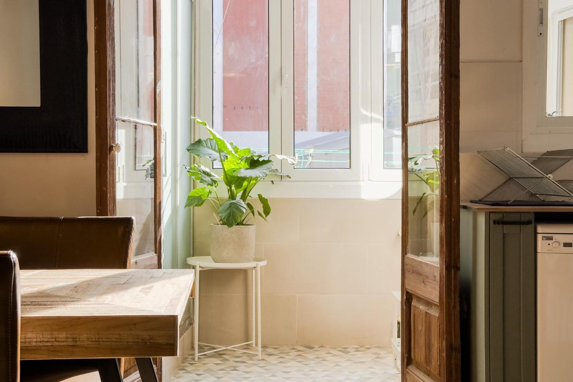 Magalhaes - Trad Flat In Poble Sec, Near Ramblas บาร์เซโลนา ภายนอก รูปภาพ