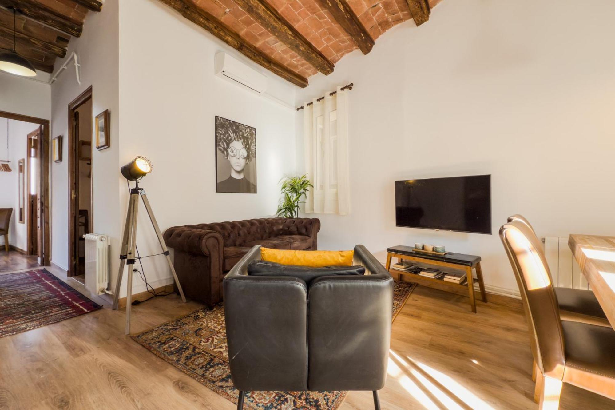 Magalhaes - Trad Flat In Poble Sec, Near Ramblas บาร์เซโลนา ภายนอก รูปภาพ