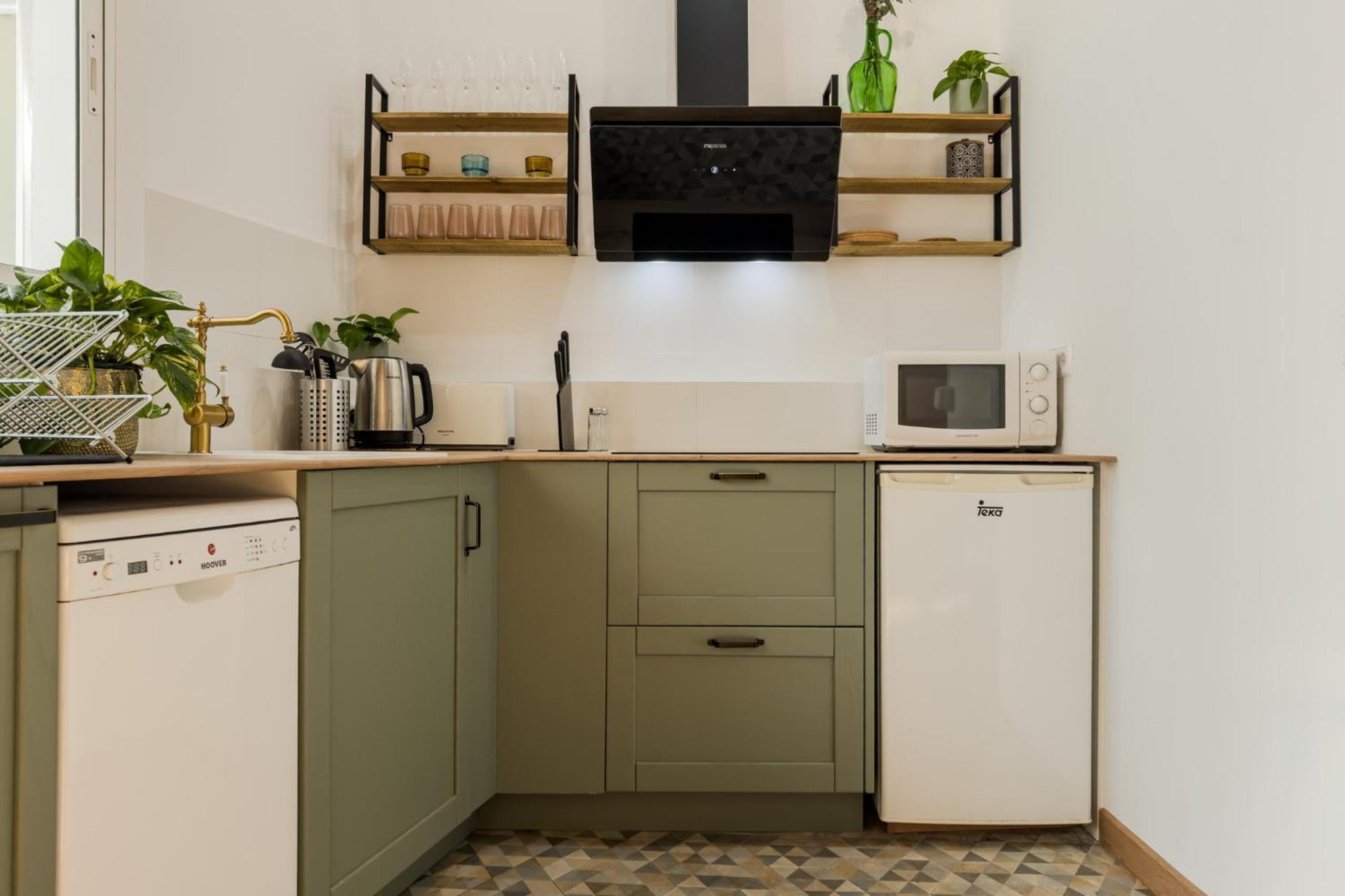 Magalhaes - Trad Flat In Poble Sec, Near Ramblas บาร์เซโลนา ภายนอก รูปภาพ