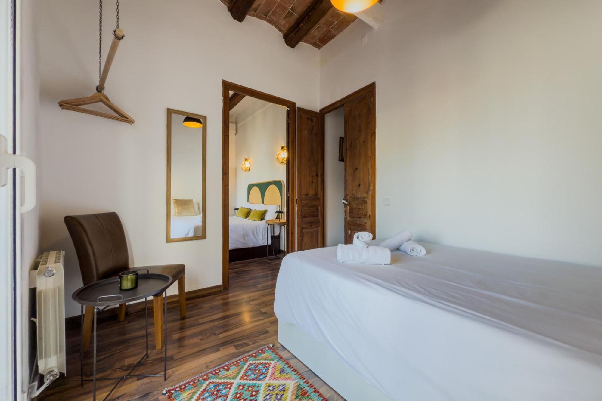Magalhaes - Trad Flat In Poble Sec, Near Ramblas บาร์เซโลนา ภายนอก รูปภาพ