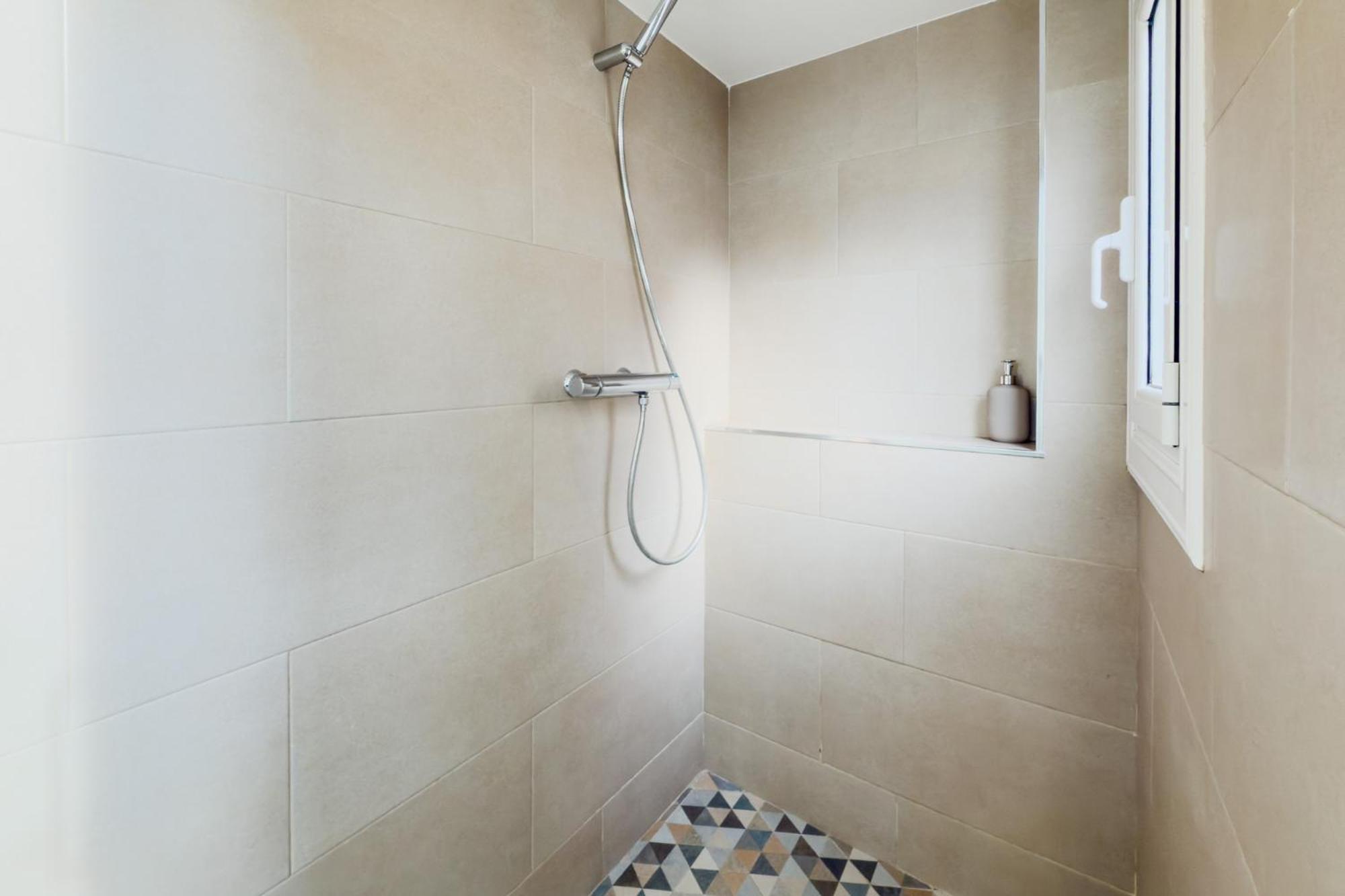 Magalhaes - Trad Flat In Poble Sec, Near Ramblas บาร์เซโลนา ภายนอก รูปภาพ