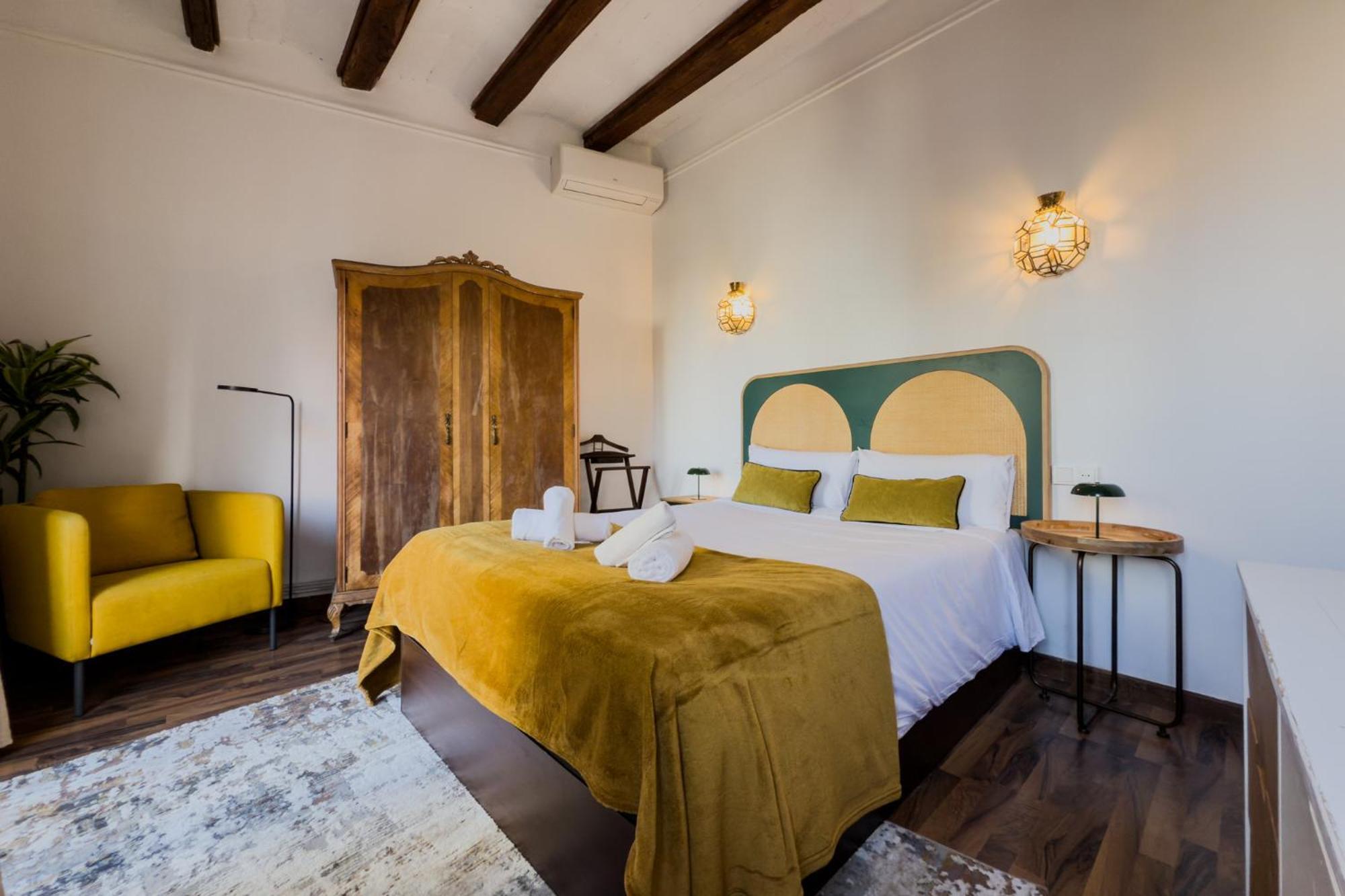 Magalhaes - Trad Flat In Poble Sec, Near Ramblas บาร์เซโลนา ภายนอก รูปภาพ
